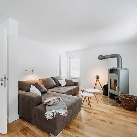 Luna * בראונלאגה